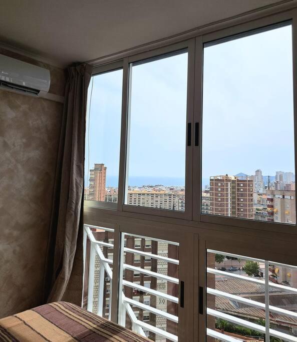 베니돔 Cozy Studio With Sea View 아파트 외부 사진